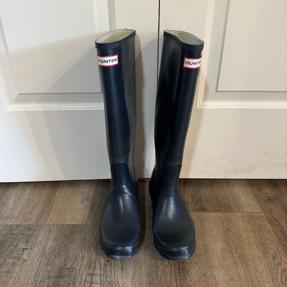 Hunter Dark Navy Blue Boots Size 8 - Picture 3 of 10